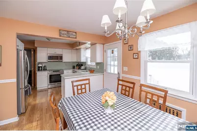 100 Eyland Avenue, Roxbury Township, NJ 07876 - Photo 9