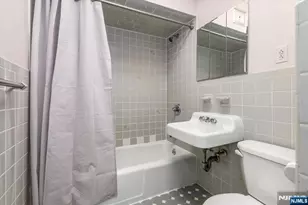 1 4th St, North Arlington, NJ 07031 - Photo 21