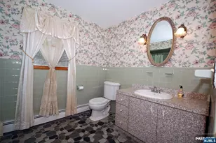 28 Overlook Rd, Little Falls Township, NJ 07424 - Photo 15