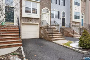 900 Somerset Ct, Ramsey, NJ 07446 - Photo 3