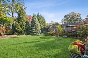 398 Grove St, Montclair, NJ 07043 - Photo 31