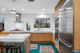 398 Grove St, Montclair, NJ 07043 - Photo 11