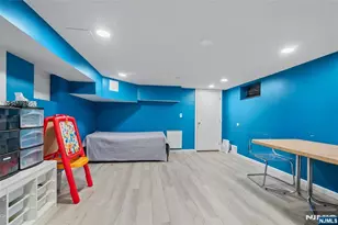 792 Washburn St, Teaneck Township, NJ 07666 - Photo 37