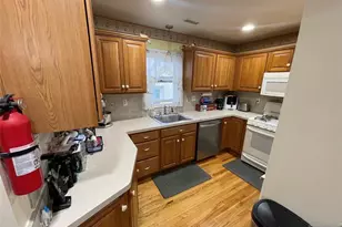 608 Monroe St, Carlstadt, NJ 07072 - Photo 17