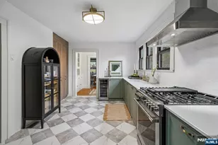 181 Mitchell St, West Orange Township, NJ 07052 - Photo 15