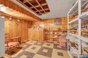 179 Page Ave, Lyndhurst Township, NJ 07071 - Photo 17