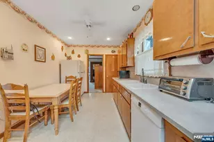 179 Page Ave, Lyndhurst Township, NJ 07071 - Photo 9