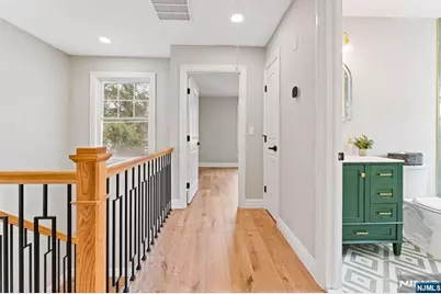 57 E Hudson Avenue, Englewood, NJ 07631 - Photo 9