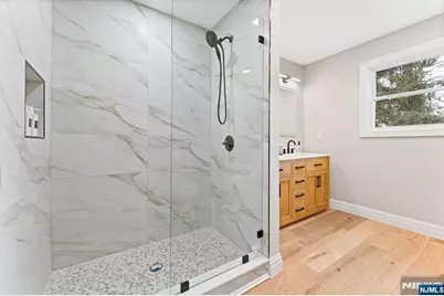 57 E Hudson Avenue, Englewood, NJ 07631 - Photo 17