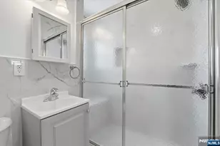 89 Westminster Pl, Garfield, NJ 07026 - Photo 15