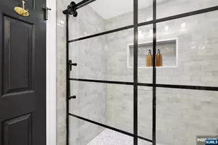 112 Bloomfield Street 1, Hoboken, NJ 07030 - Photo 11