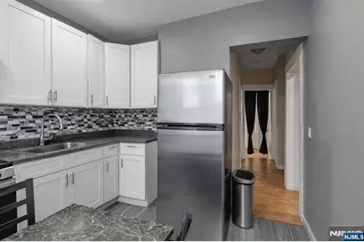 104 Wegman Parkway, Jersey City, NJ 07305 - Photo 7