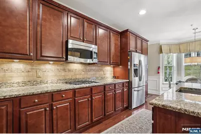 4 Slate Court, Woodland Park, NJ 07424 - Photo 9