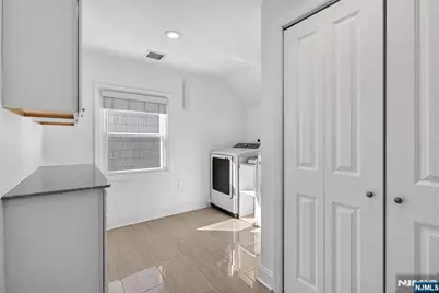 46 Elmwood Place, Millburn, NJ 07078 - Photo 27