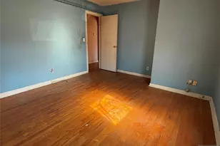 63 Raymond St, Hasbrouck Heights, NJ 07604 - Photo 5