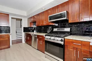 607 Glasmere Rd, Mahwah, NJ 07430 - Photo 17