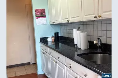 300 Winston Drive 502 #502, Cliffside Park, NJ 07010 - Photo 5