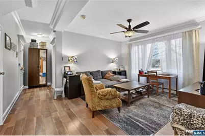 131 Paterson Avenue, Wallington, NJ 07057 - Photo 17