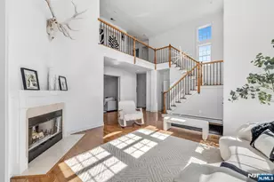 10 Sky View Dr, North Haledon, NJ 07508 - Photo 3