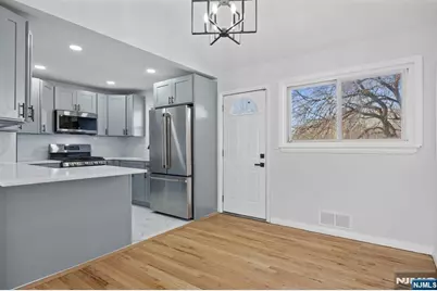 35 Eastern Parkway, Hillside, NJ 07205 - Photo 7