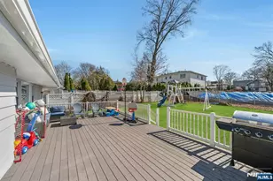 460 New Bridge Rd, Bergenfield, NJ 07621 - Photo 7