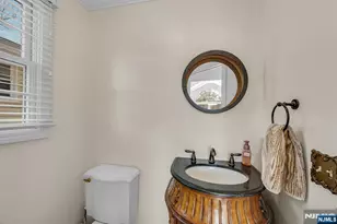 460 New Bridge Rd, Bergenfield, NJ 07621 - Photo 27