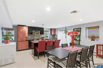 800 De Lalla Terrace, Ridgefield, NJ 07657 - Photo 21