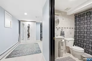 800 Delalla Terrace, Ridgefield, NJ 07657 - Photo 23