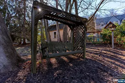 524 Upper Mountain Avenue, Montclair, NJ 07043 - Photo 27