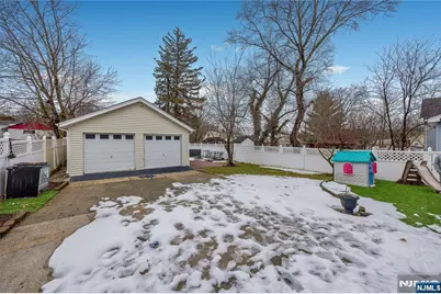 271 Forest Avenue, Englewood, NJ 07631 - Photo 21