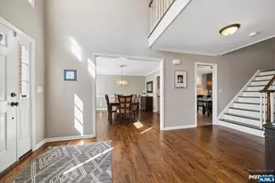 7 Robin Ct, Chester, NJ 07930 - Photo 5