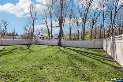 949 Oradell Avenue, Oradell, NJ 07649 - Photo 25