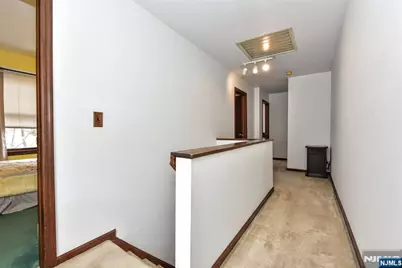 16 Wilson Terrace, Waldwick, NJ 07463 - Photo 11