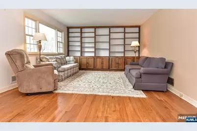 16 Wilson Terrace, Waldwick, NJ 07463 - Photo 3