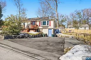 42 Woodside Dr, West Milford, NJ 07480 - Photo 29