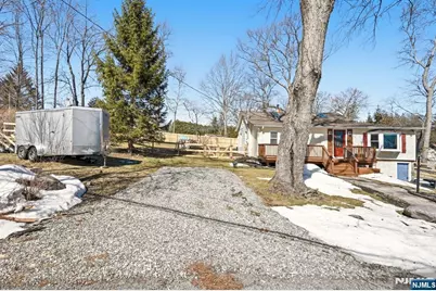 42 Woodside Drive, West Milford, NJ 07480 - Photo 33
