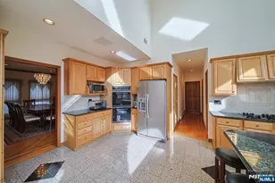 19 Dave Espie Way, Wayne, NJ 07470 - Photo 17