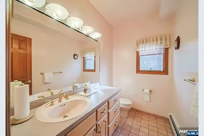 19 Dave Espie Way, Wayne, NJ 07470 - Photo 23