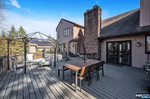 17 Brentwood Dr, North Caldwell, NJ 07006 - Photo 7