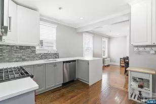 32 Elmwood Terr, Irvington, NJ 07111 - Photo 9