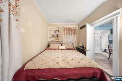 409 Hamilton Street, Harrison, NJ 07029 - Photo 15