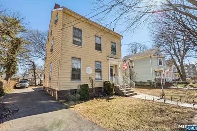 27 Oakland Avenue, Bloomfield, NJ 07003 - Photo 1