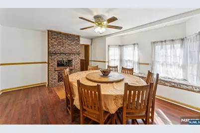 27 Oakland Avenue, Bloomfield, NJ 07003 - Photo 11