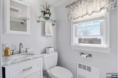 22 Laurel Street, Hawthorne, NJ 07506 - Photo 21