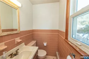 63 Chestnut Dr, Wayne, NJ 07470 - Photo 17