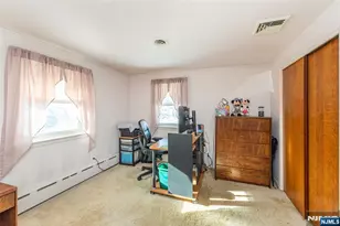 63 Chestnut Dr, Wayne, NJ 07470 - Photo 23