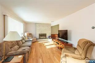 63 Chestnut Dr, Wayne, NJ 07470 - Photo 3