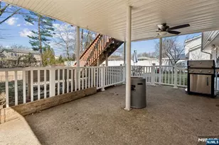 36 Williamsburg Dr, Roseland, NJ 07068 - Photo 27