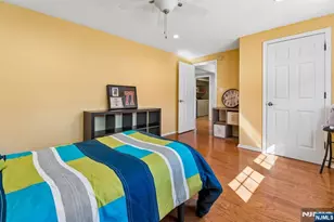 36 Williamsburg Dr, Roseland, NJ 07068 - Photo 15