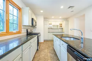75 Columbus Dr, Tenafly, NJ 07670 - Photo 7